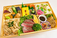 旬菜屋 司-【熨斗対応可】牛ステーキと穴子ご飯の行楽彩り幕の内弁当