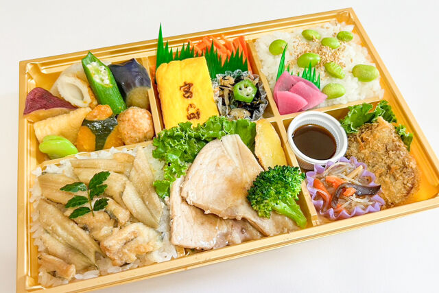 【熨斗対応可】豚ロース焼肉と穴子ご飯の行楽彩り幕の内弁当