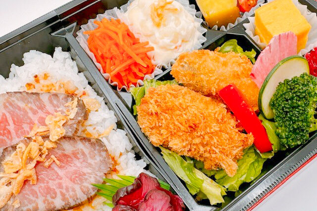 牛たんと黒毛和牛 つかさ政宗-つかさ御膳（黒毛和牛ローストビーフと広島産大粒カキフライ）