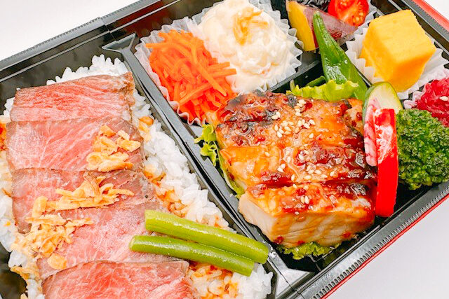 牛たんと黒毛和牛 つかさ政宗-つかさ御膳（特選牛ロースステーキと炙りチキン）