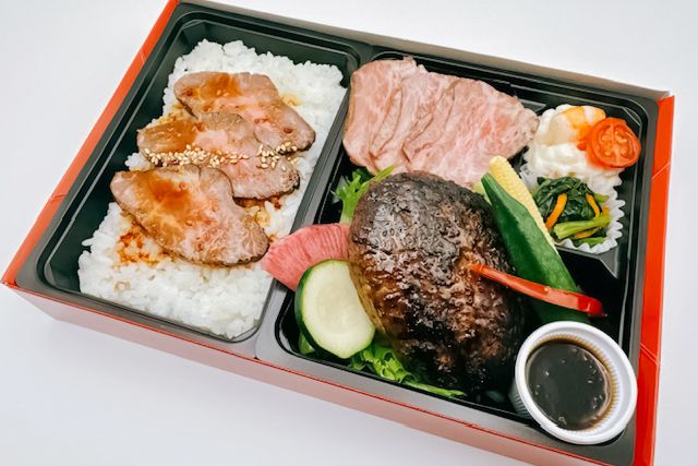 牛たんと黒毛和牛 つかさ政宗-特選黒毛和牛ハンバーグと黒毛和牛のローストビーフ御膳（黒毛和牛ステーキ）