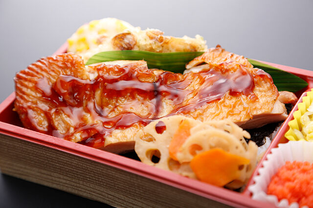 知床鶏照り焼き 高級漬け海苔弁当