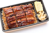 三河一色産活鰻 うなぎのしろむら-三河一色産活鰻の炭焼き重（特上）