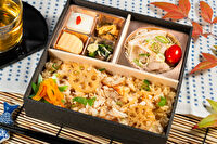 鰻と穴子「ひな乃屋」-鯛めし弁当【上】