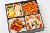 スタミナ満点問屋 うな蔵-鰻とそぼろ重と豚しゃぶ弁当