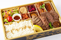 牛と鰻の神隠し あさひや-熟成3種肉とうなぎの極み弁当