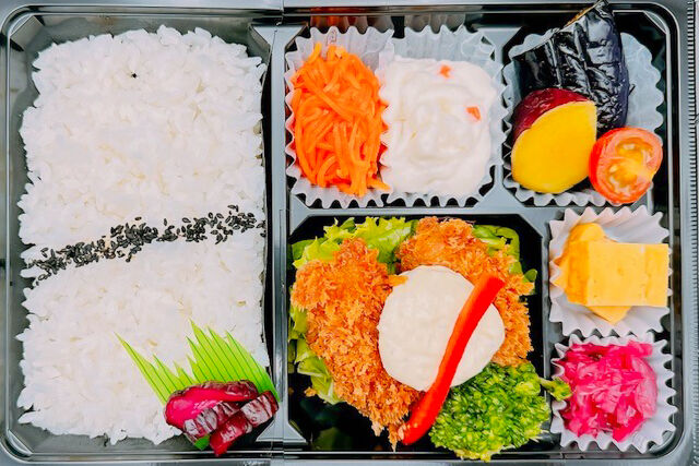 vege-lovele vegetable-ごちそう御膳（広島産大粒カキフライ）