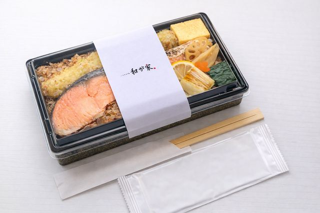 和が家-紅鮭と削り節の鰹節弁当