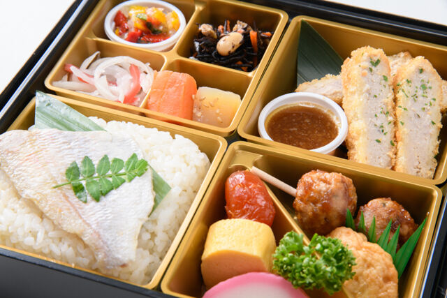 和ごころ膳 樂-五味五彩膳 ー和風おろしとんかつと鯛めしー