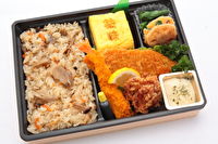 和菜 祐味-【こだわり炊き込みご飯】大きな特製だし巻き玉子とミックスフライ弁当