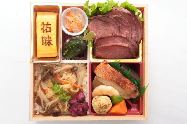 【秋限定】きのこご飯と特製ローストビーフ御膳