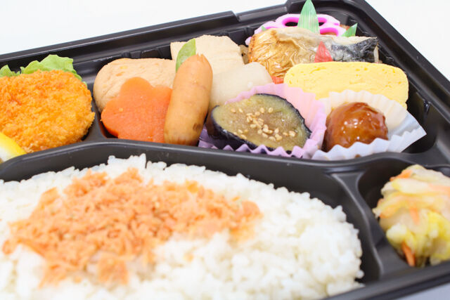 和惣菜 彩り屋-和風 幕の内弁当（NO.3）