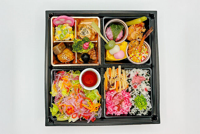 秋田料理 わったりぼうず-【春限定】比内地鶏と鰰の〜秋田桜満開お花見弁当〜