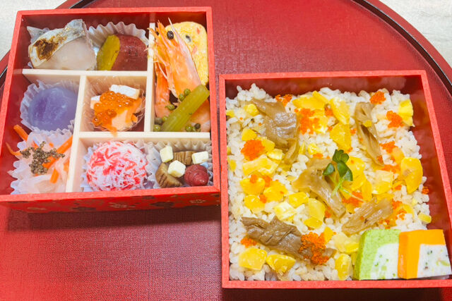【秋限定】栗と舞茸の炊き込みご飯と彩り 八寸行楽弁当