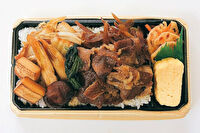 和洋弁当 なる瀬-「なる瀬」のすき焼き重弁当