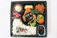 和洋弁当 なる瀬-「なる瀬」のボリュームみそカツ弁当