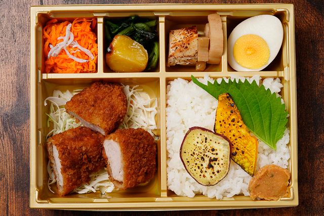 和洋折衷-一口ソースカツ弁当～柔らかヒレカツ～