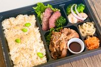生だれ焼肉 鼓-生だれ牛カルビ焼肉と厚切りハラミステーキ