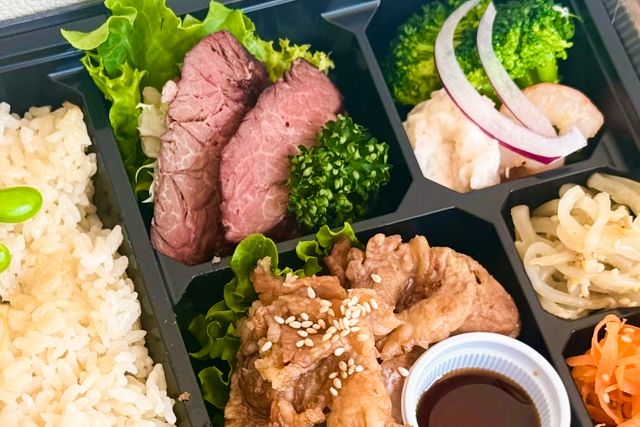 生だれ焼肉 鼓-生だれ牛カルビ焼肉と厚切りハラミステーキ