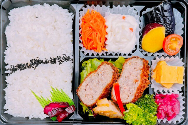 焼き芋の時間-国産牛100％メンチカツ弁当