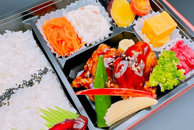 焼き芋の時間-黒酢あんかけ唐揚げ弁当