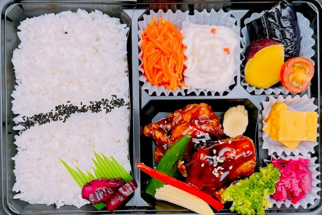 焼き芋の時間-黒酢あんかけ唐揚げ弁当