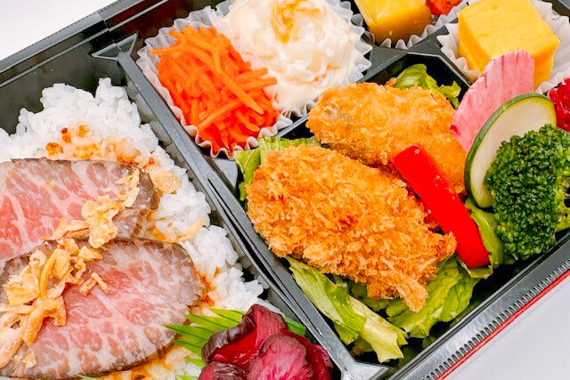 焼き芋の時間-広島産大粒カキフライ弁当（黒毛和牛ローストビーフ）