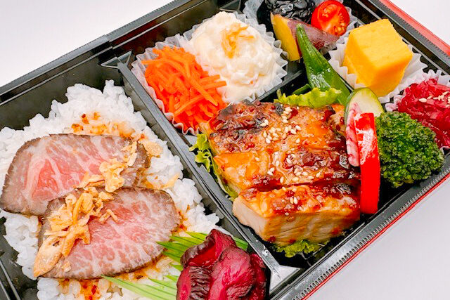 焼き芋の時間-若鶏炙り焼弁当（黒毛和牛ローストビーフ）