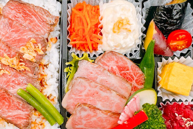焼き芋の時間-黒毛和牛A5カルビステーキ弁当（特選ロースステーキ）