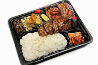 焼肉屋さんのお弁当-新羅 炭火焼豚カルビ