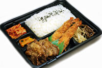 焼肉屋さんのお弁当-【コラボ弁当G】炭火焼肉・エビフライ