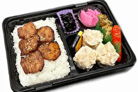 焼肉屋さんのお弁当-豚めし弁当（しゅうまい）