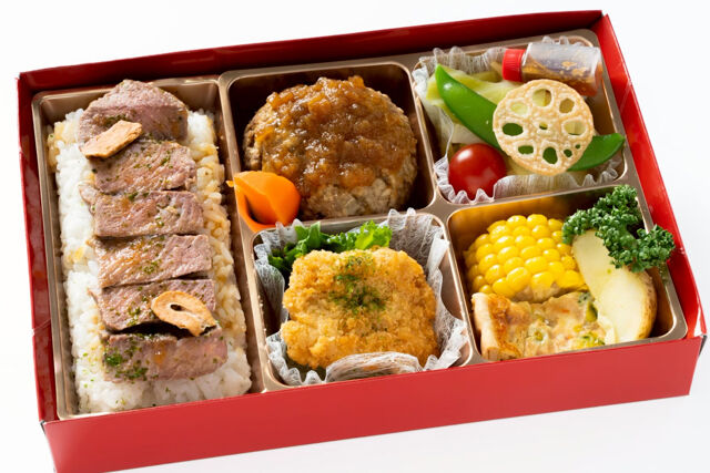 洋風BENTO LAB Raku-dressing-【ハロウィン限定】黒毛和牛ハンバーグ＆ロース芯ステーキ重の懐石風アソートBOX