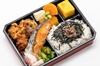 横濱うお時-【横浜蔦金商店】うお時伝統・鮭の塩焼き海苔弁
