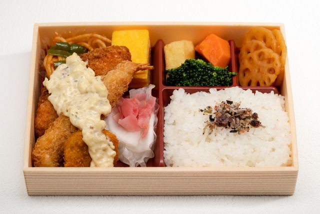【うお時のこだわり】マグロカツのタルタルソース御膳