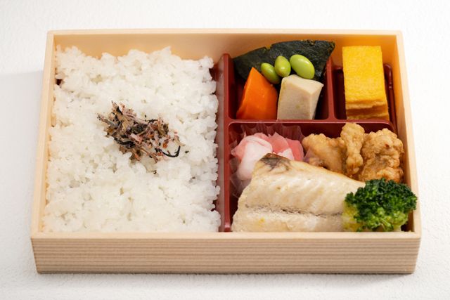 横濱うお時-【脂乗りが最高】サバの塩焼き幕の内