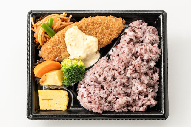 【洋食魚レシピの鉄板】白身魚の横浜下町風タルタルソース弁当
