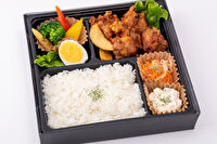 洋食キッチン ファミーユ-プリっとジューシー若どりの唐揚げ弁当