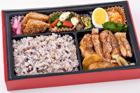 洋食キッチン ファミーユ-ボリューム満点！トンテキスペシャル弁当