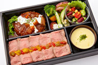 ユメズキッチン-ローストビーフ重と煮込みハンバーグ弁当