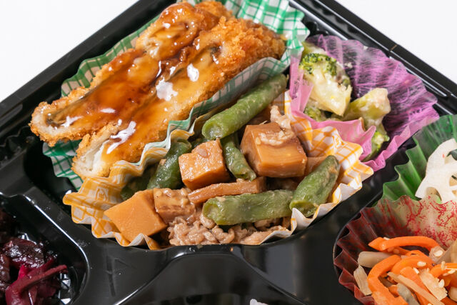 遊食彩旬 乃'SAN-冷めても美味い！乃SANのガチ弁（たれ白身カツ）