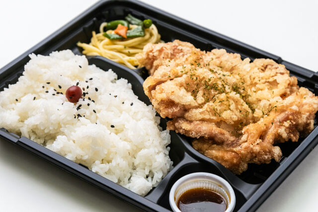 ザンギ弁当の店 たまちゃん-油淋鶏弁当