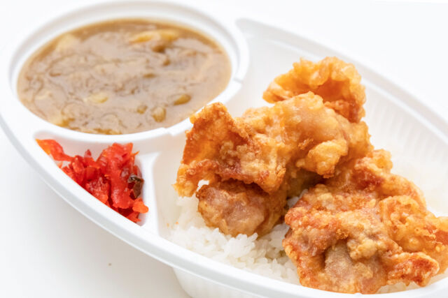 ザンギ弁当の店 たまちゃん-ザンギカレー