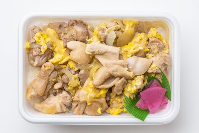 ザンギ弁当の店 たまちゃん-親子重