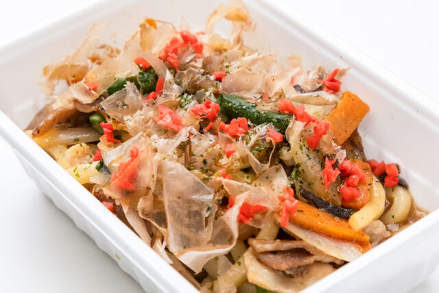 ザンギ弁当の店 たまちゃん-焼きうどん
