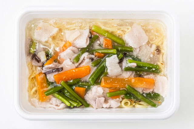 ザンギ弁当の店 たまちゃん-あんかけ豚焼きそば