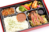 Meat Shop ぶぅ-道産ビフカツと豚角煮の洋食ミートBOX