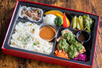 Meat Shop ぶぅ-【夏限定】バジルチキンソテーの洋食ミートBOX